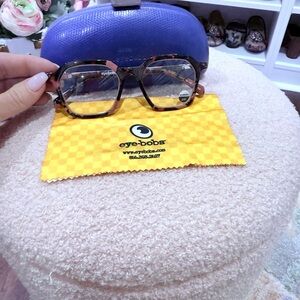 Tortoise Shell Readers with Blue Case EYEBOBS NWT